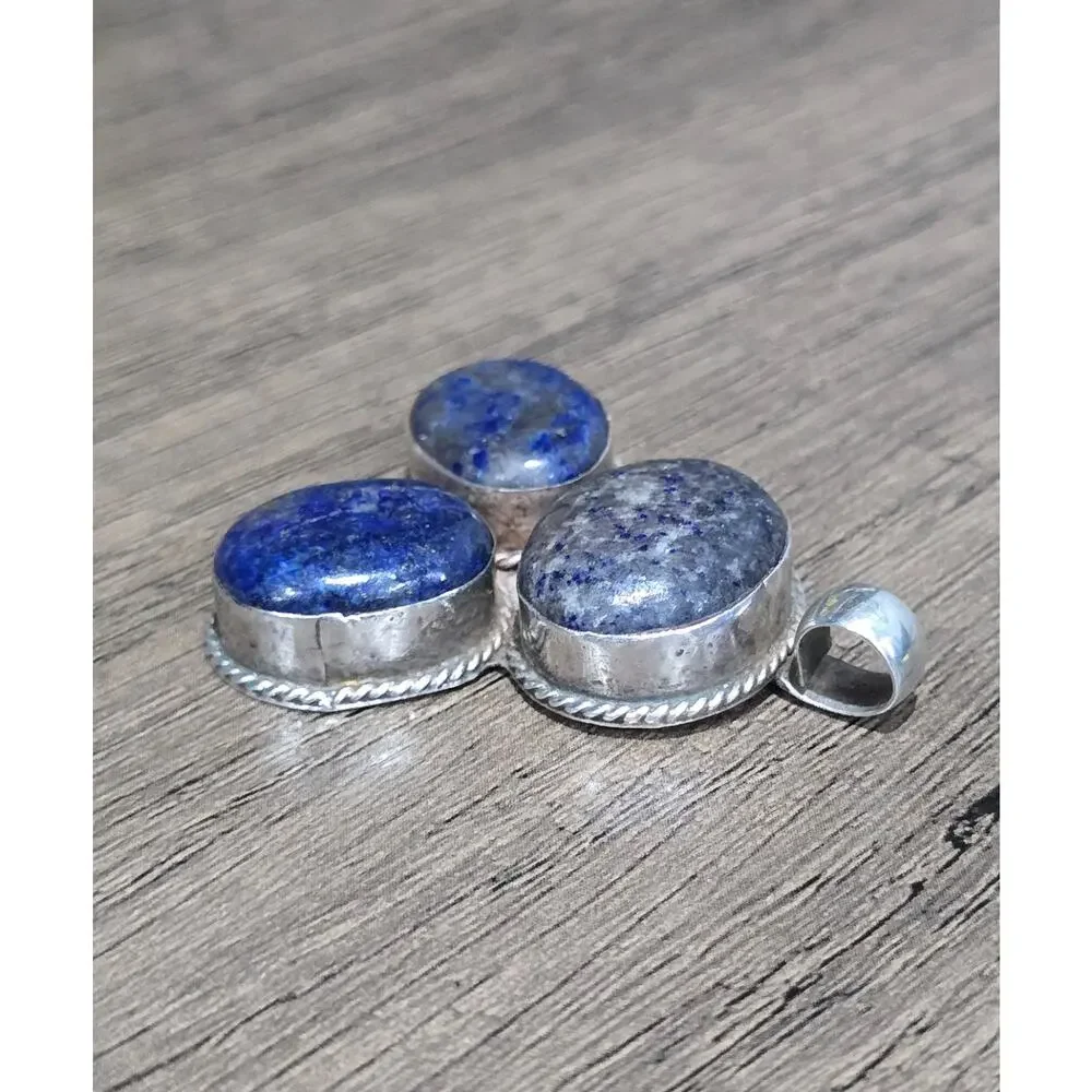 Vintage 3-Stone Lapis Lazuli Sterling silver rope edge Necklace pendant signed